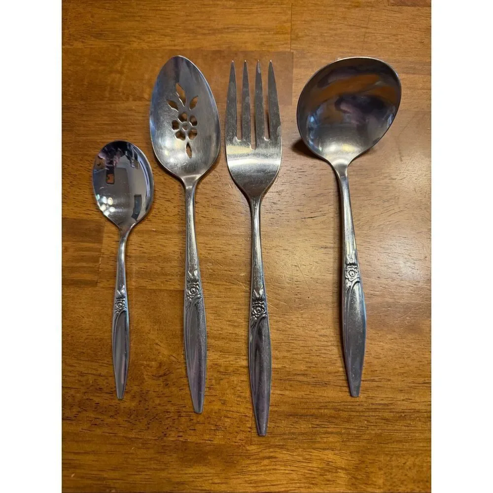 Vintage 1881 Rogers  Stainless Flatware Serving Hostess Set 4 pieces (6624)